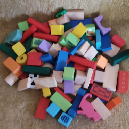 Wooden blocks used, pack of 153 pieces with educational toy