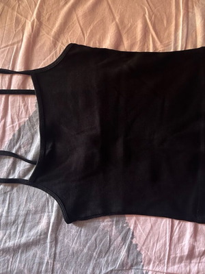 Tops black and blue like new