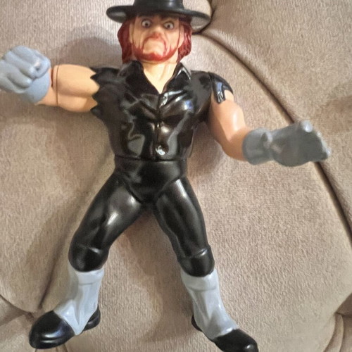 WWF Hasbro The Undertaker Vintage Original Figure like new