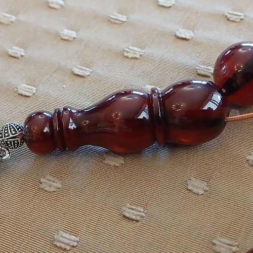 Bakelite Komboloi like new, 33 beads, traditional oriental finish