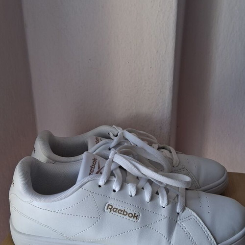 Reebok women's athletic shoes size 38, white