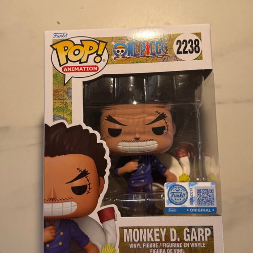 Funko Pop! One Piece Monkey D. Garp 2238 Exclusive new