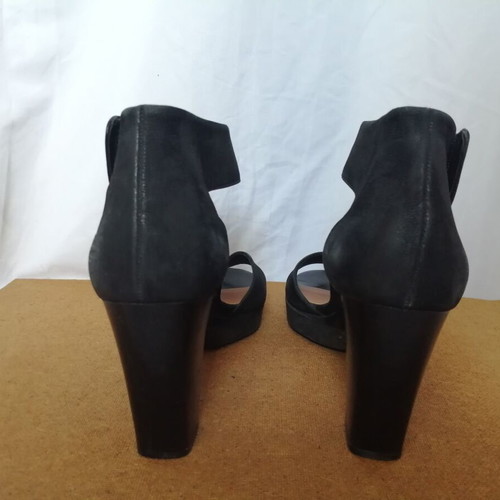 Paul Green women's black nubuck leather sandals with ankle strap and high heel size 40.5 used