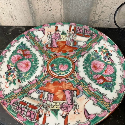 Decorative plate 26 cm Asian art like new