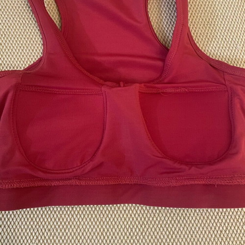 Fuchsia sports bra like new, size S/M