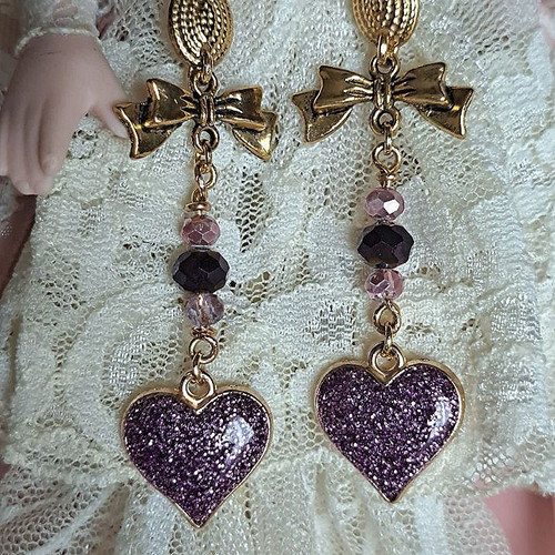 Handmade vintage purple pearl earrings with heart and bow