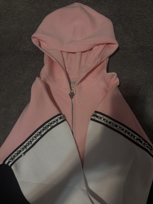 Guess women's hoodie, pink and multicolor