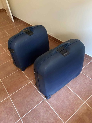 Samsonite hard travel suitcases set of two, like new, dark blue