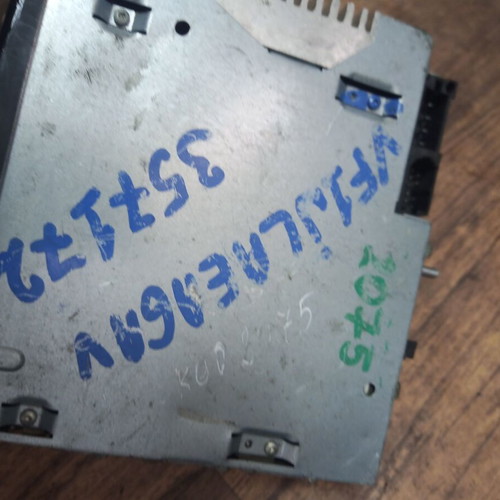 Audio system CD radio Nissan Renault used