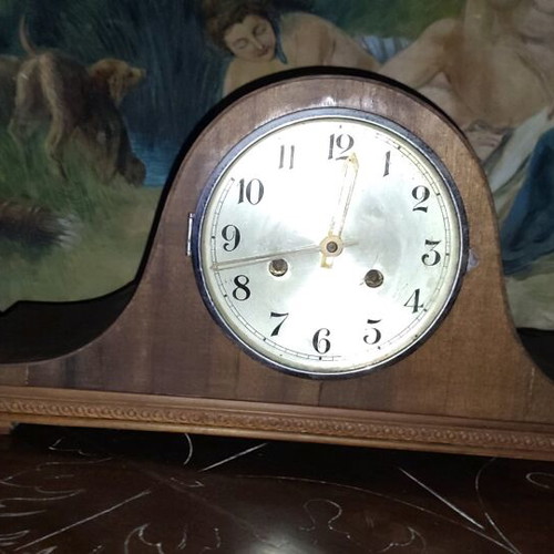 Old table clocks used, need repair