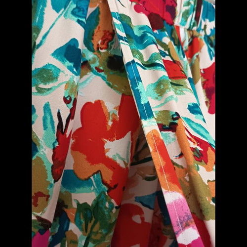 Maxi skirt floral with slits