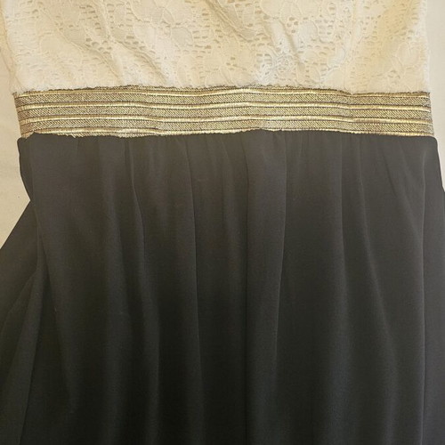 Long dress with gold detail size L like new, black and white