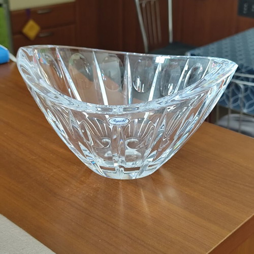 Rogaska decorative crystal vase unused with box and papers