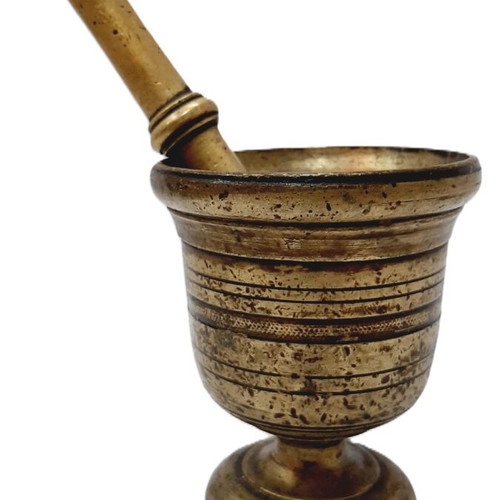Antique brass mortar and pestle used, heavy, patina