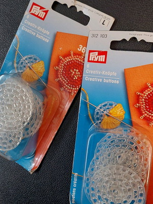 Prym Creative Buttons 36mm button bases set of 12 new