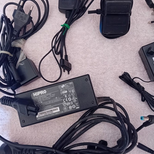 Mobile phone chargers used, pack No 2, for old models