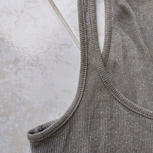 T-shirt used, beige, sizes S/M