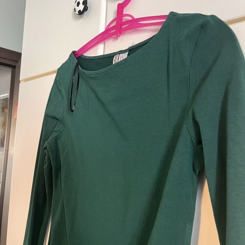 H&M Divided green long-sleeve dress size M like new