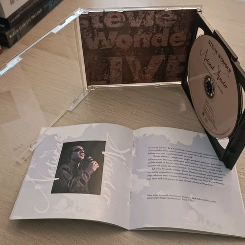 Stevie Wonder Natural Wonder 2 CDs used, R&B Soul
