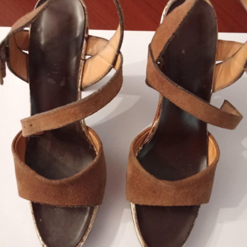 Leather sandals used, size 36, brown and gold with wooden heels