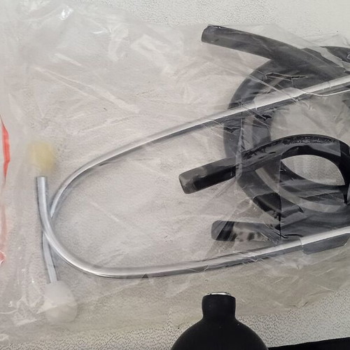 Analog Blood Pressure Monitors with Stethoscope like new, set of two