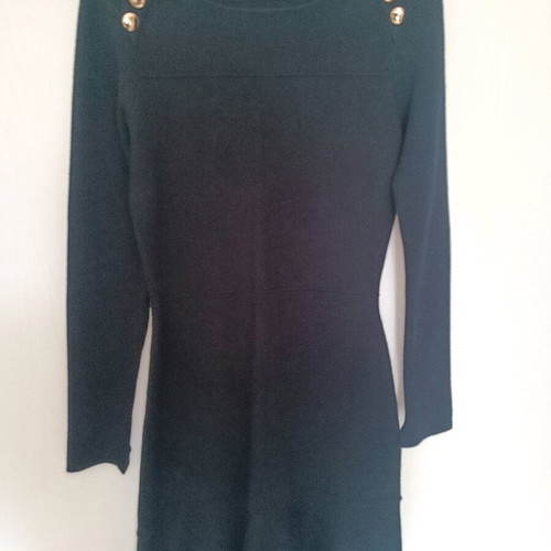 slim fit dress slacks ZARA. Long ribbed dress with gold buttons. TS  Hibuy market