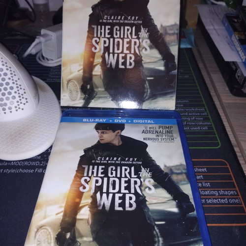 The Girl in the Spider's Web Blu-ray + DVD + Digital like new, with subtitles