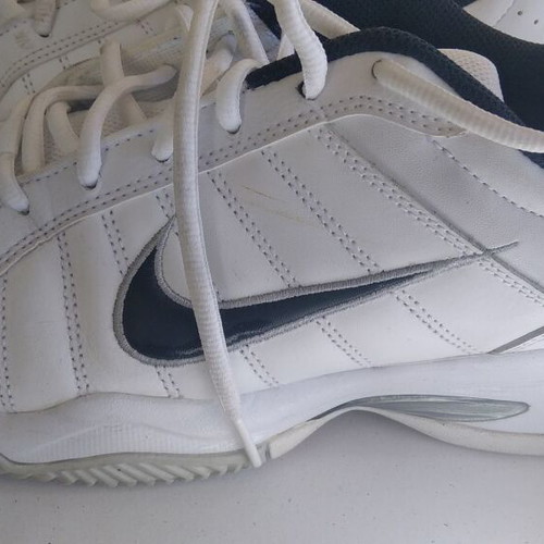 Nike Court Moat Vintage Athletic Shoes Size 42 White like new