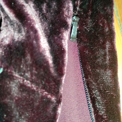 Liz Claiborne Sleeveless Velvet Top Purple/Burgundy Size M Like New