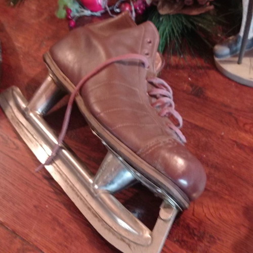 Vintage leather handmade ice skates used, size 41