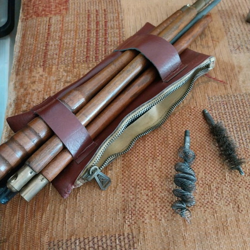 Hunting set used with Saint-Etienne leather bag and 1941 cartridges