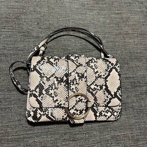 Mango snake pattern crossbody bag like new, white and gray