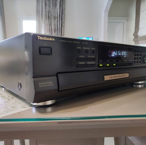 TECHNICS SL-PD9 CD PLAYER HiFi ΜΕ RCA ΚΑΙ TOSLINK ΑΝΑΛΟΓΙΚΗ - ΨΗΦΙΑΚΗ ΕΞΟΔΟ