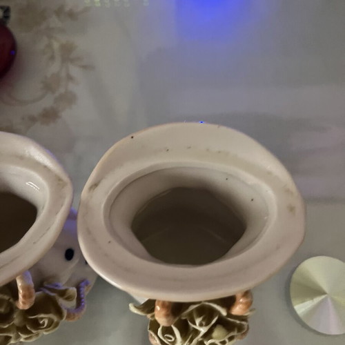 Decorative ceramic set used