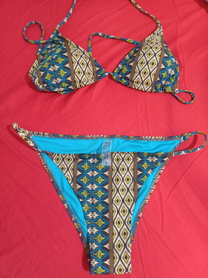 Swimsuit new with tags, medium size, multicolor