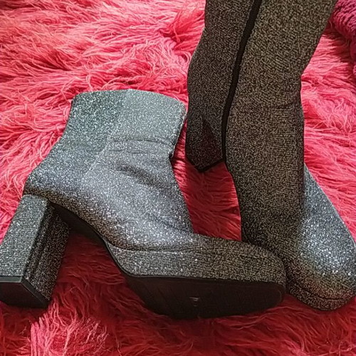 Pull & Bear women's silver boots like new, size 39