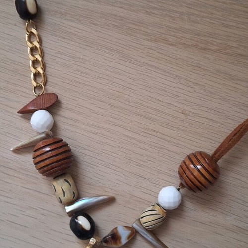 Necklace unique like new