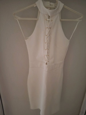 Ασπρο φόρεμα  Ths