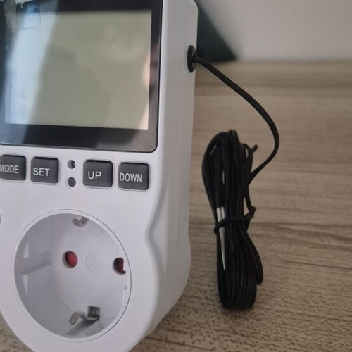 Digital Plug Thermostat with External Sensor New