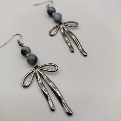Handmade earrings from sodalite and stainless steel new, blue and silver