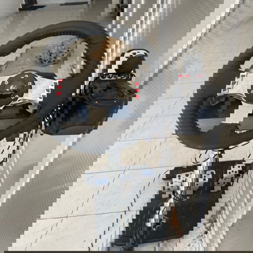 Logitech G27 χειριστήρια μεταχειρισμένα με wheel stand pro deluxe v2