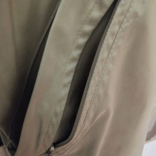 Women's waterproof jacket used with inner pocket and removable hood size M
