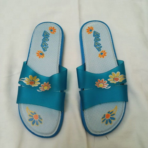 Summer slippers like new, size 37, colorful shades