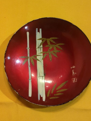 Vintage Japanese decorative lacquer plate used, bamboo motif