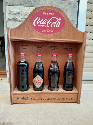 Ξύλινη συλλεκτική βιτρίνα Coca-Cola σαν καινούργιο