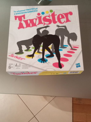 Twister board game like new