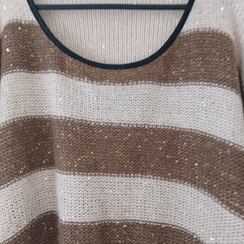 Two-tone sweater used, size M-L, brown