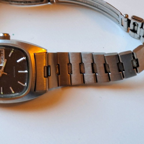 Vintage Seiko women's watch used in excellent condition