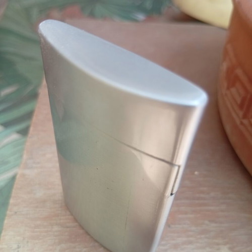 Benson & Hedges Lighter like new, jet flame, silver matte