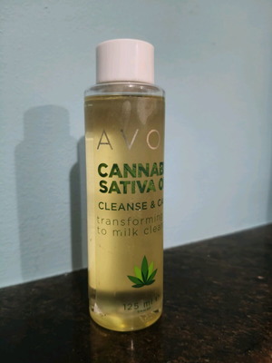 Avon Sativa Oil Cleanse & Calm Transforming Oil to Milk Cleanser σαν καινούργιο 125 ml
